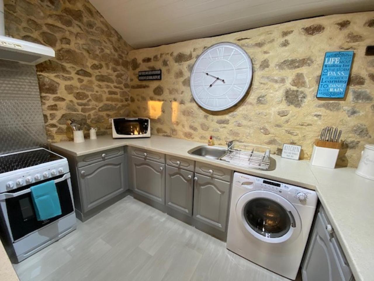 La Porcherie Saint-Mathieu Exteriör bild